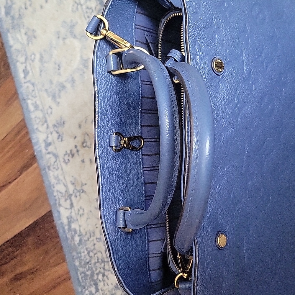 Authentic LOUIS VUITTON Limited Addition Bag.comes W Dust Bag - Picture 5 of 6